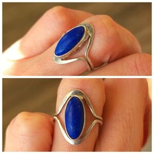 Vintage Elegant Blue Stone Sterling Silver Ring